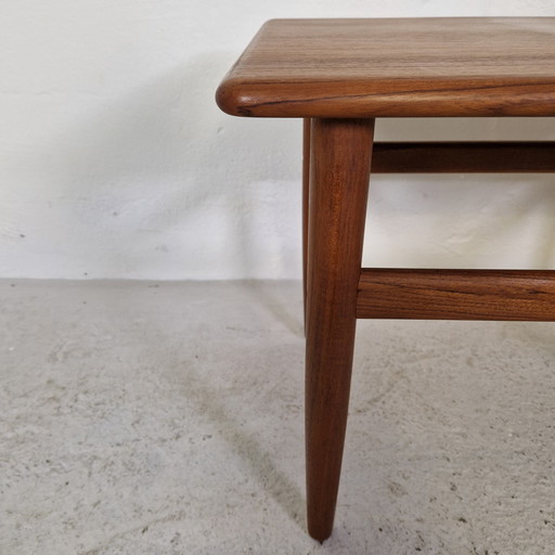 Unique Danish Danish Design Coffee Table Or Side Table