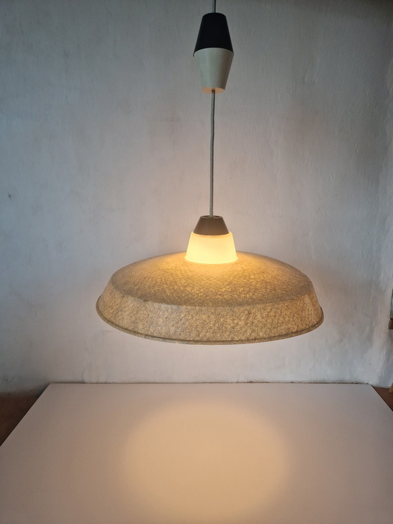 Image 1 of Lampe en fibre de verre Louis kalff