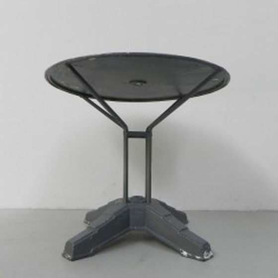 Image 1 of Table de jardin en acier, base en fonte - années 1950