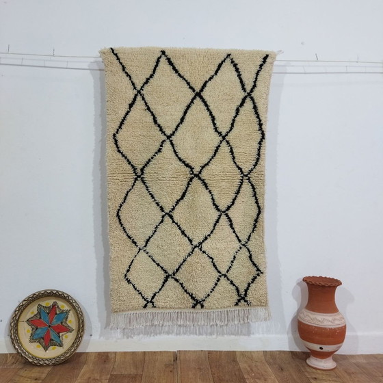 Image 1 of Small Moroccan Berber Wool Carpet - Kleiner Marokkanischer Berber Wollteppich