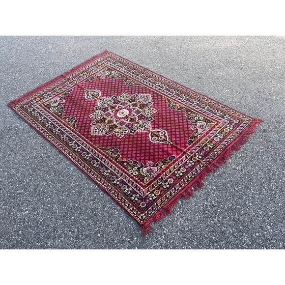 Image 1 of Vintage rug with floral design