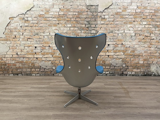 Image 1 of Poltrona Frau Regina Swivel Chair bleu-vert