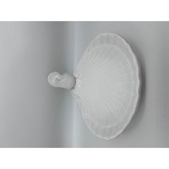 Image 1 of Vintage bird cup in white bride, Italy 1970