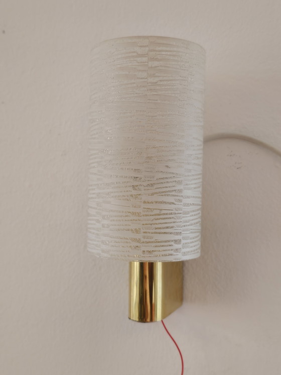 Image 1 of Lampada da parete vintage Lampada da parete Lampada in ottone e vetro 