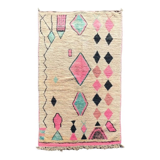 Tapis berbère rose en laine Boujad du Maroc