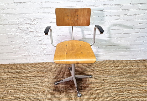 Image 1 of Ahrend Industrial Chair