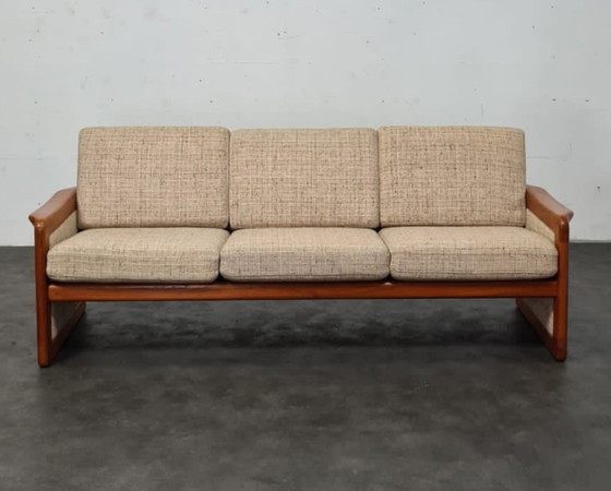 Image 1 of Dyrlund sofa 3-seater