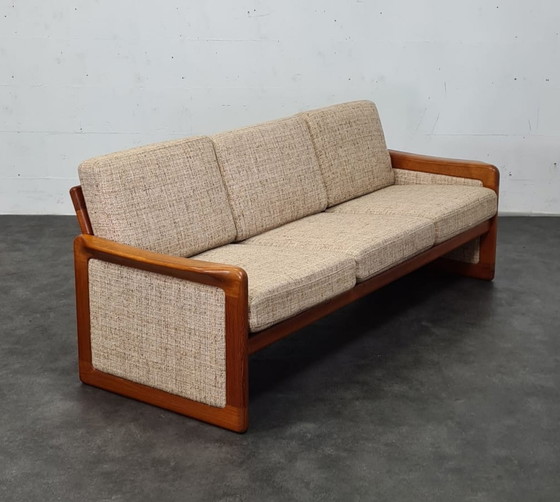 Image 1 of Dyrlund sofa 3-seater