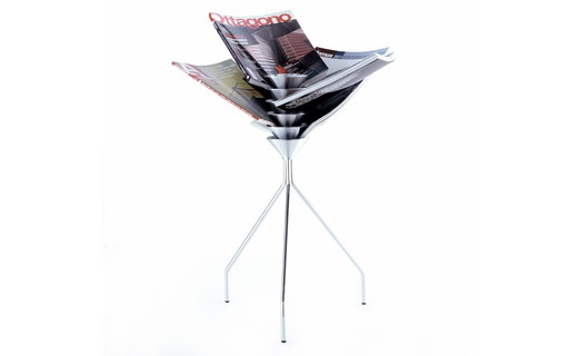 Magazine rack - Sculpture Design - Omero - Francisco Gomez Paz - Driade - 2006