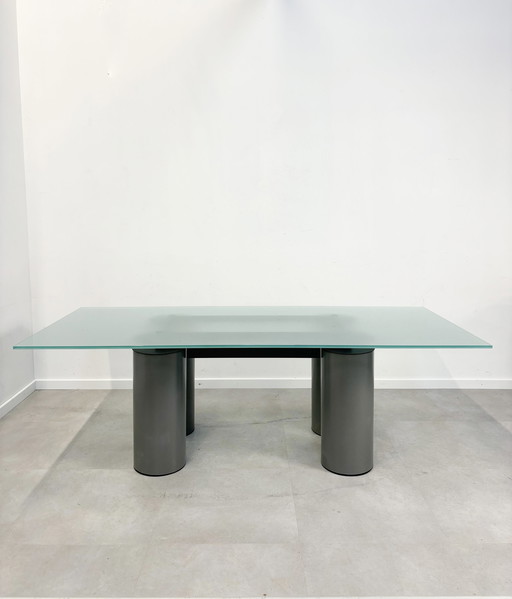 David Law and Lella & Massimo Vignelli Serenissimo table