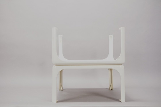 Image 1 of Table basse blanche en plastique de Vico Magistretti pour Artemide, années 1970