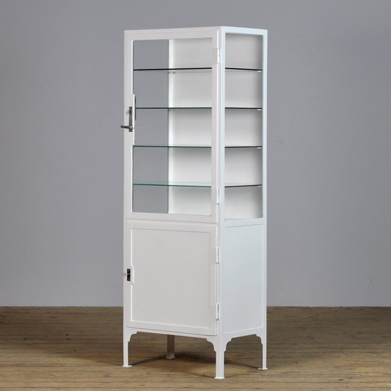 Image 1 of Vintage medicine cabinet