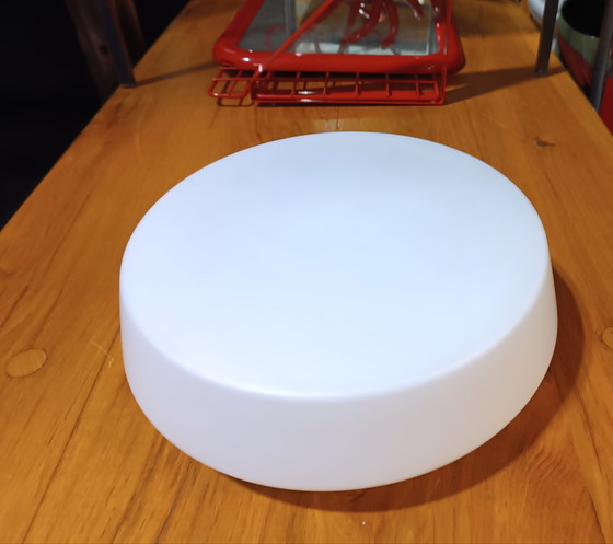 Image 1 of Lampe plafond vintage Bauhaus en opaline