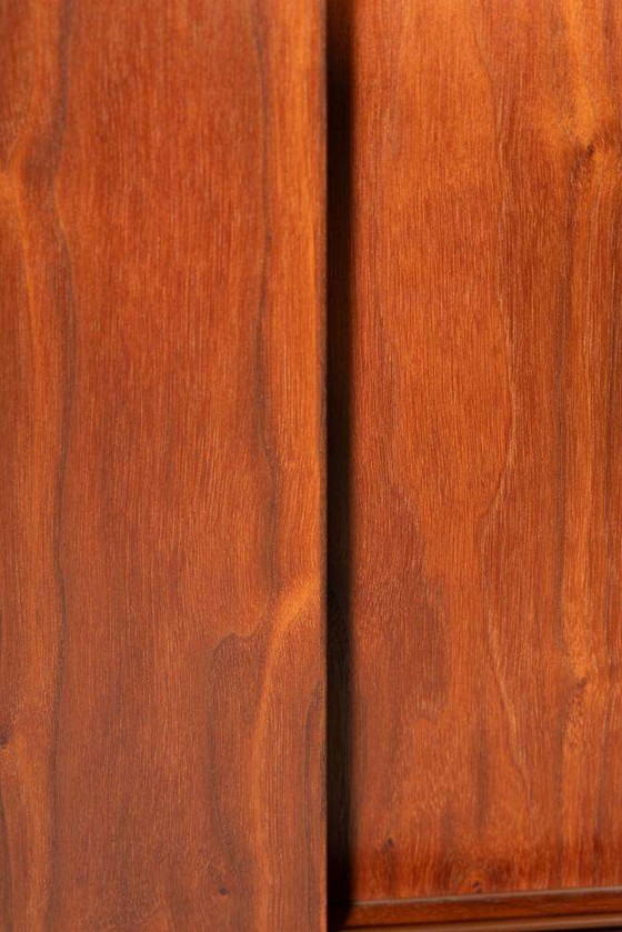 Image 1 of Meuble suspendu design danois vintage, buffet flottant