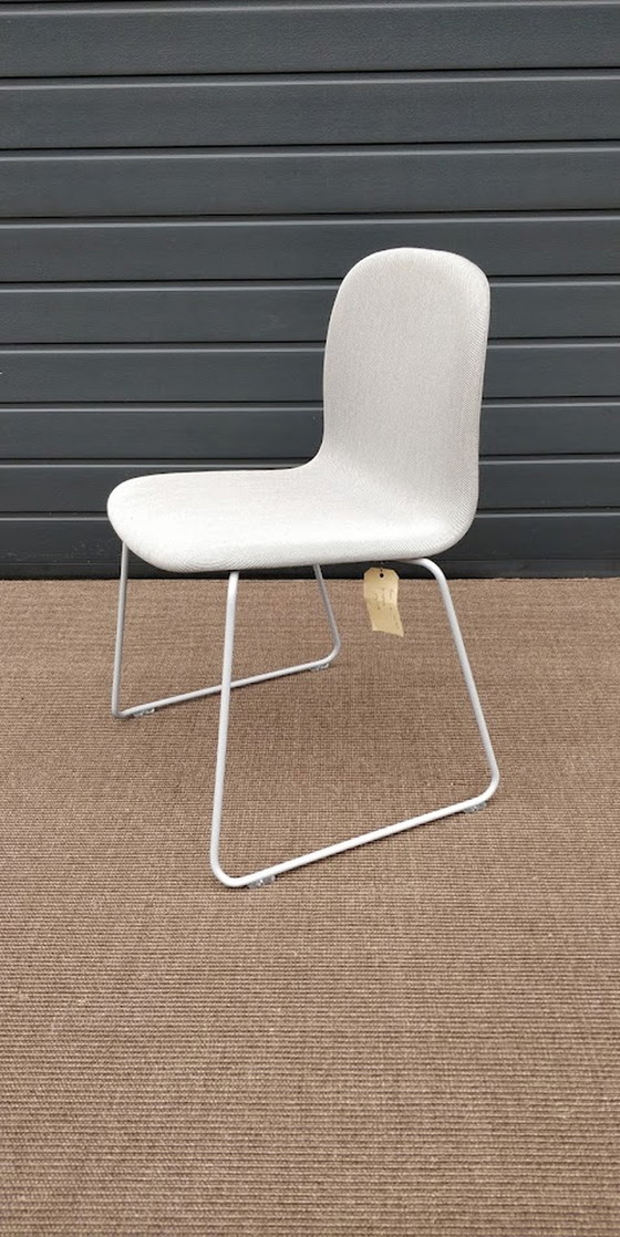 Image 1 of Muuto chair Visu sledge foot upholstered grey