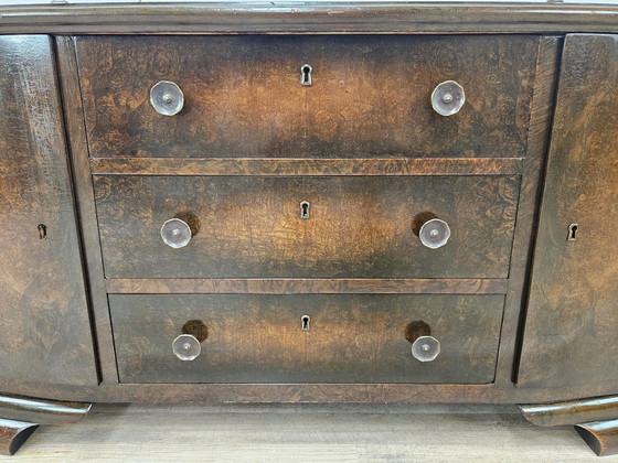 Image 1 of Art Decò Toelette In Walnut With Doors And Three Drawers