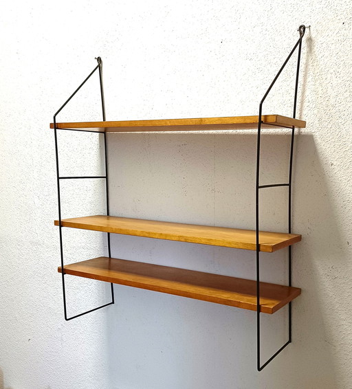 Sixties string wall rack