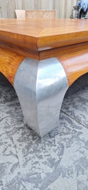 Design de la table de l'opium