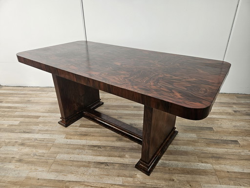 Art Decò Extendable Walnut Dining Table