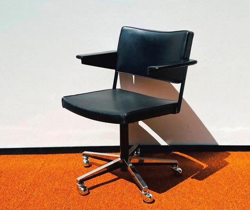 Gispen Desk Arm Chair. Vintage 60S