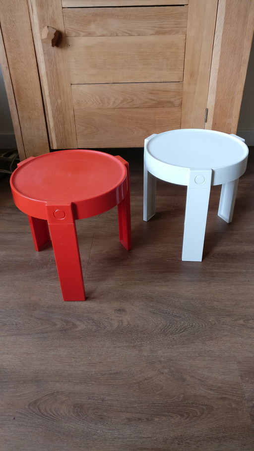 2x tables d'appoint de l'ère spatiale