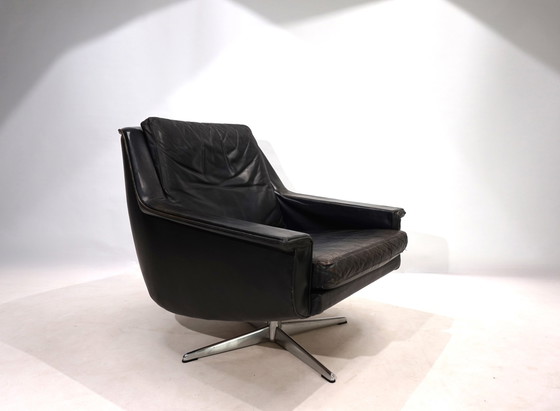 Image 1 of Chaise longue en cuir ESA 802 de Werner Langenfeld, 1960