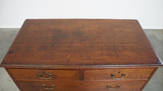 Image 1 of Oak Chest of Drawers With 5 Drawers