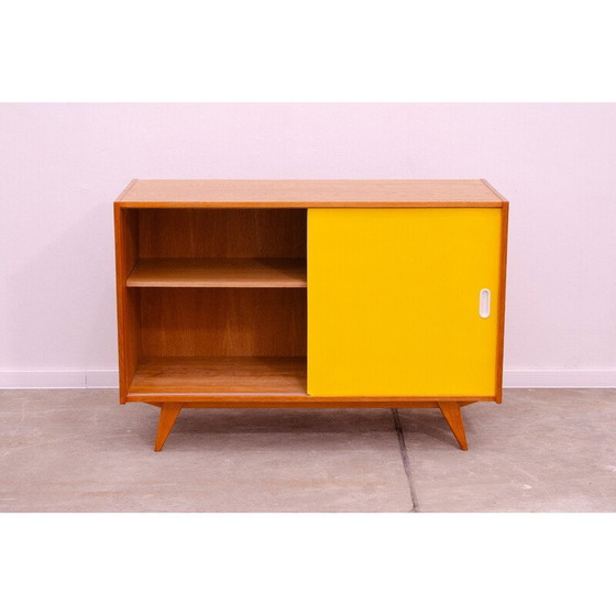 Image 1 of Vintage U-452 sideboard in beech and plywood by Jiri Jiroutek for Interiér PrahaInteriér Praha, Czechoslovakia 1960