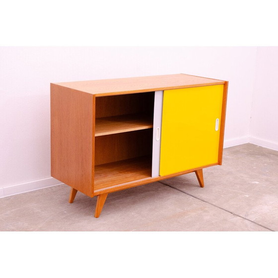 Image 1 of Vintage U-452 sideboard in beech and plywood by Jiri Jiroutek for Interiér PrahaInteriér Praha, Czechoslovakia 1960