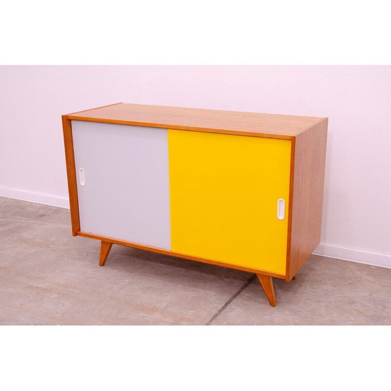 Image 1 of Vintage U-452 sideboard in beech and plywood by Jiri Jiroutek for Interiér PrahaInteriér Praha, Czechoslovakia 1960