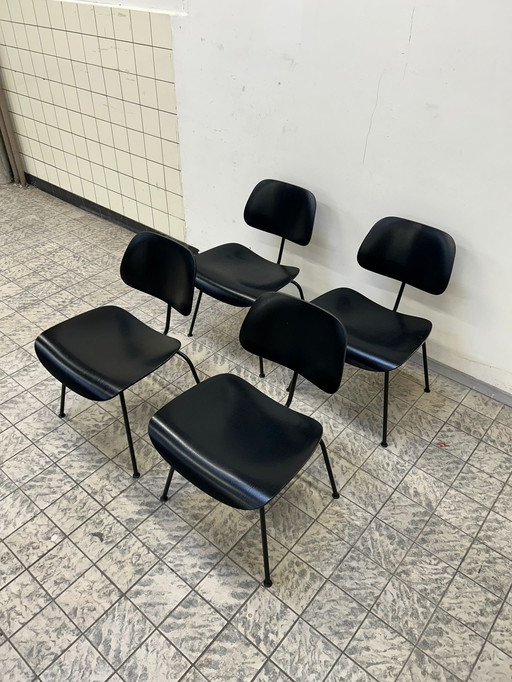 Vitra | Eames | Dcm 4X | Black