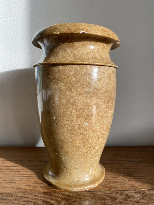 Vase en pierre émaillée