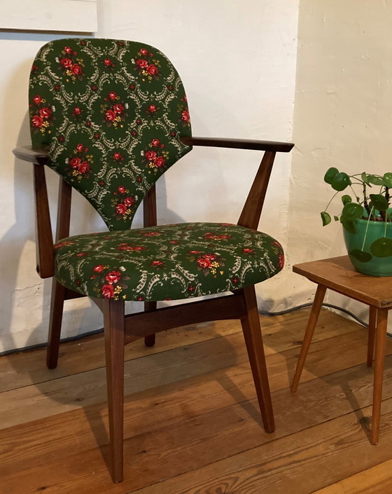 Image 1 of Vintage mid-century armchair