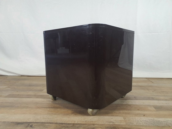 Image 1 of Tabouret cubique Longato par Marcello Siard