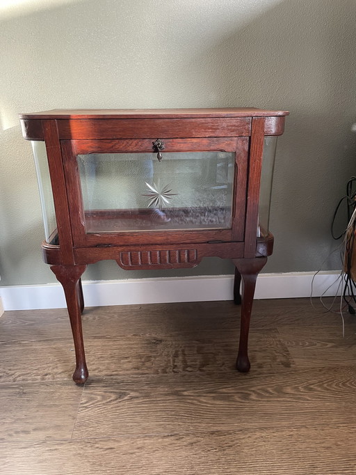 Vintage Tea Cabinet/Vitrine Cabinet Or Beverage Cabinet