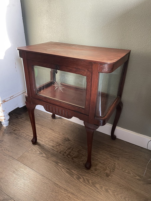 Vintage Tea Cabinet/Vitrine Cabinet Or Beverage Cabinet