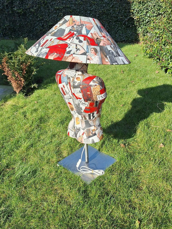 Image 1 of Lampada da tavolo Fashion Lady