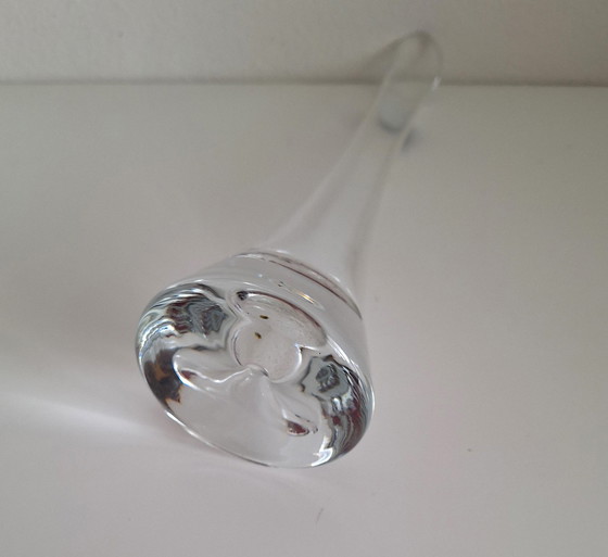 Image 1 of Vase Air Bubble