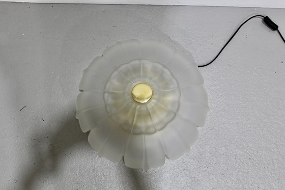 Image 1 of Plafonnier vintage, plafonnier - en forme de fleur, 1970, laiton et verre