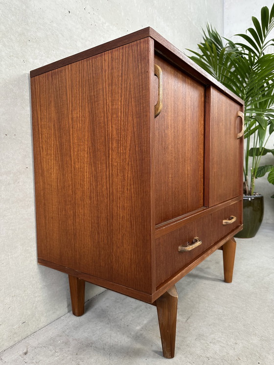 Image 1 of Credenza vintage di metà secolo - teak