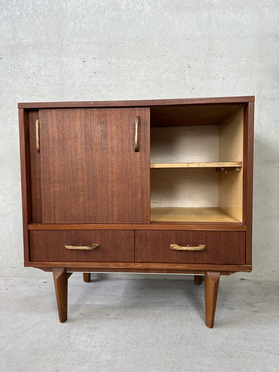 Image 1 of Armoire vintage du milieu du siècle - teck