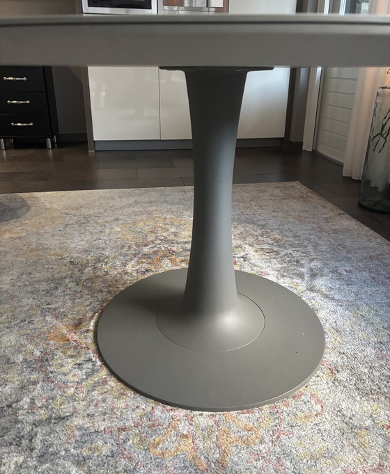 Image 1 of Round Dining Table Leolux Columns