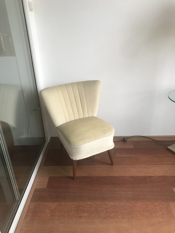 Image 1 of Sillón Club tapizado en terciopelo