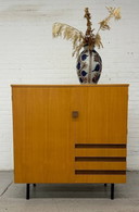 Credenza alta vintage di design di metà secolo 