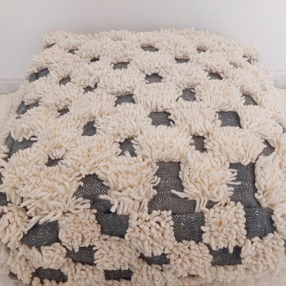 Image 1 of Berber cushion