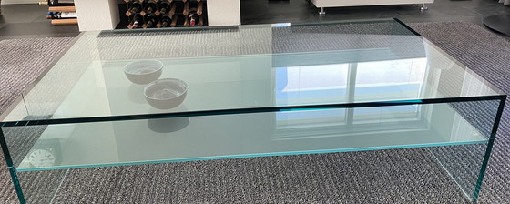 Image 1 of Table basse en verre