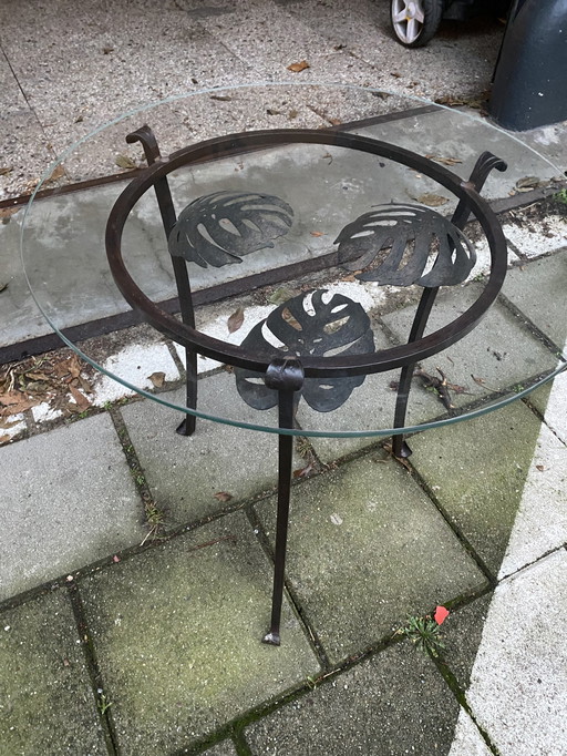 Side Table Glass On Leaves Of Iron