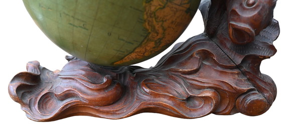 Image 1 of Globe italien G.b. Paravia & C, base richement sculptée 1946