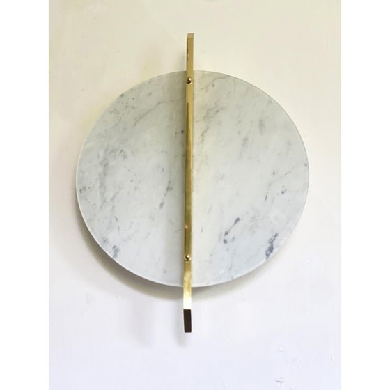 Image 1 of Italian Wall Light In White Carrara Marble Disc And Brass Metal Frame By Simoeng