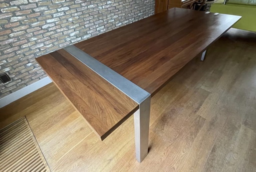 Van Houte wonen Cobra dining table